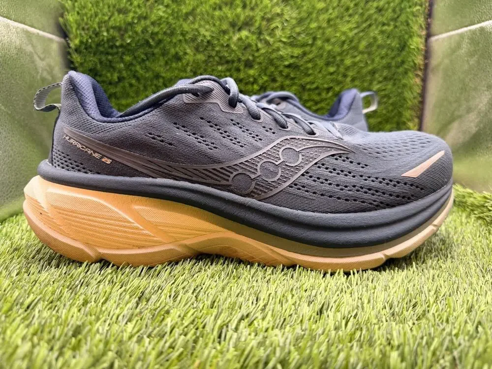 Saucony Hurricane 25 S21027-220 Athletic Sneaker Men's 11W Blue Mesh Running